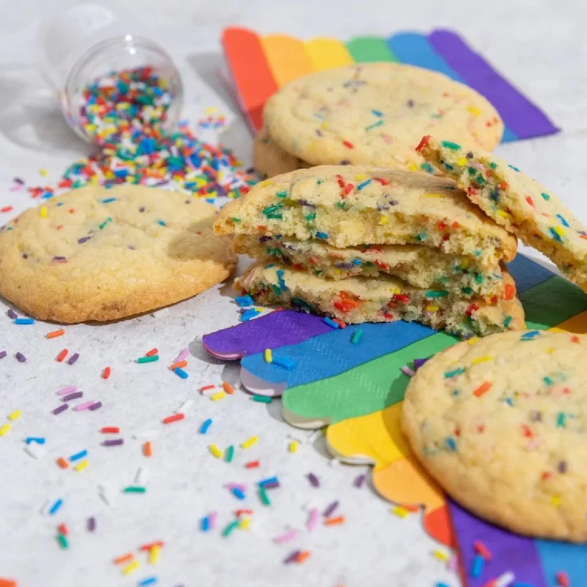 Happy Sprinkles Bakvaste Sugar Strands Mix 80g Clearance