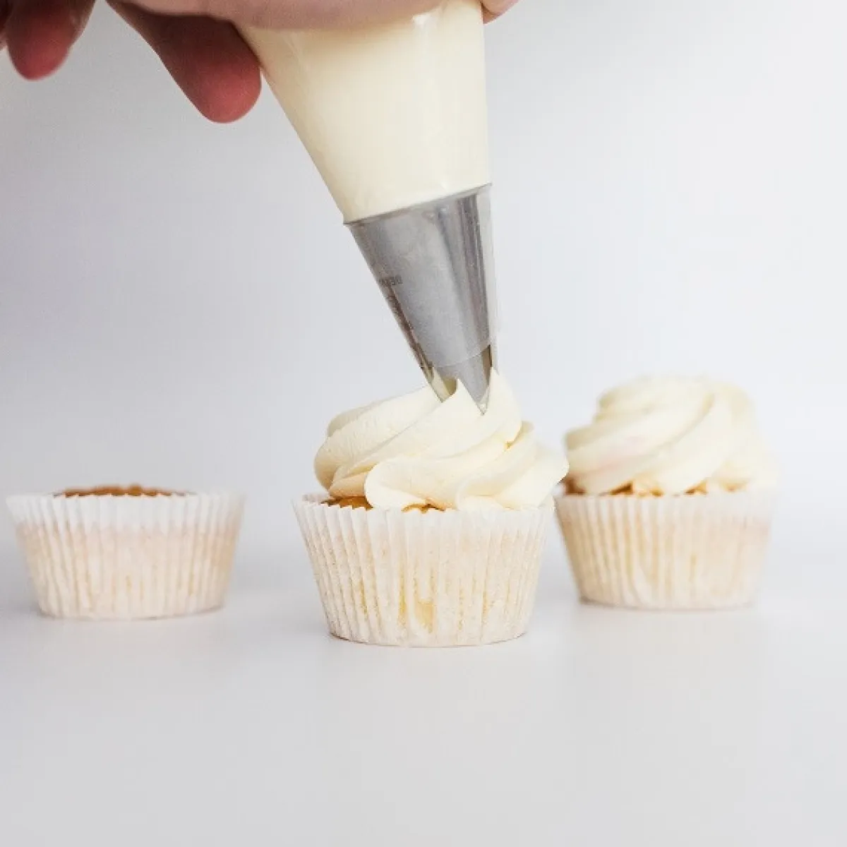 BrandNewCake Botercrème mix 4kg Outlet