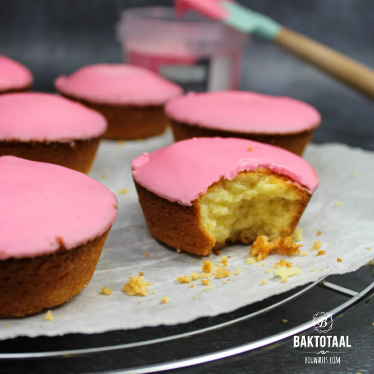 BrandNewCake Fondant Glazuur Roze 300g Hot