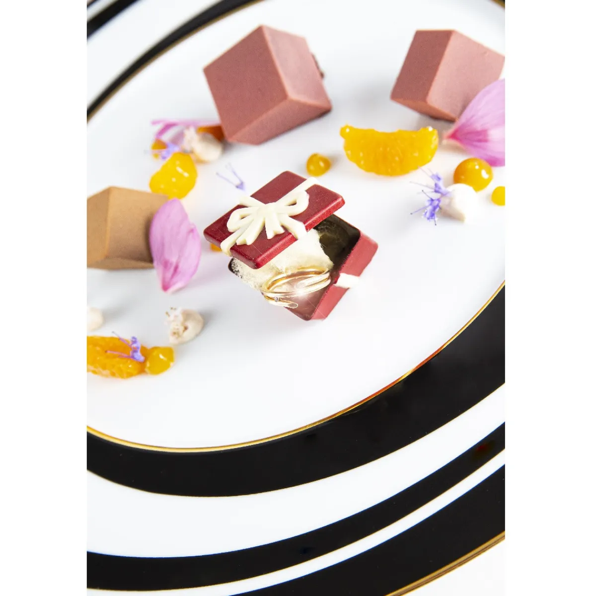 Dobla Chocoladedecoratie Geschenkdoos 3D (28 stuks) Sale