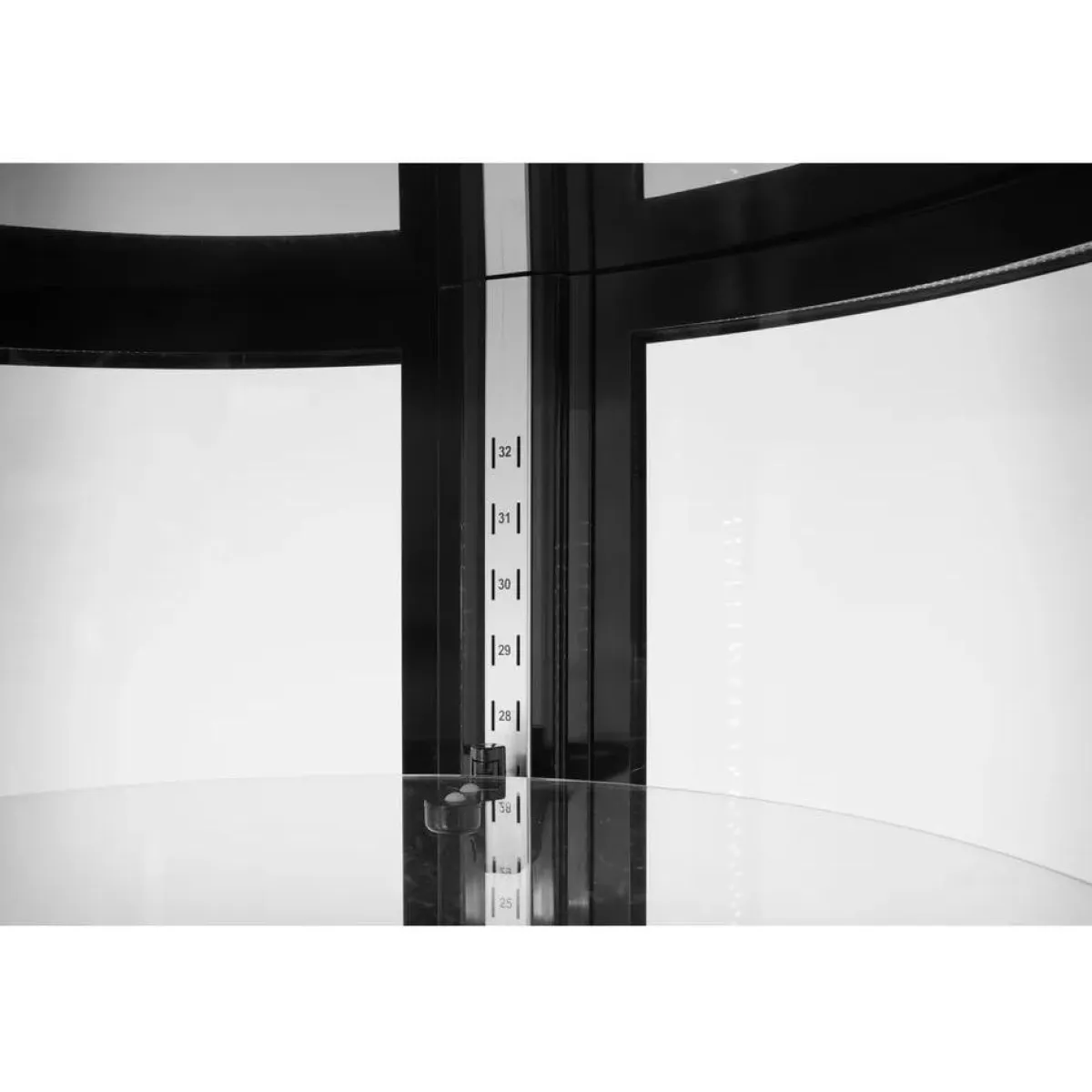Hendi Arktic Gebaksvitrine rond 360 Liter Outlet