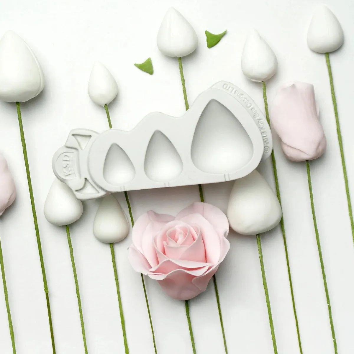 Katy Sue Mold Rozenkegels en Doorns Clearance