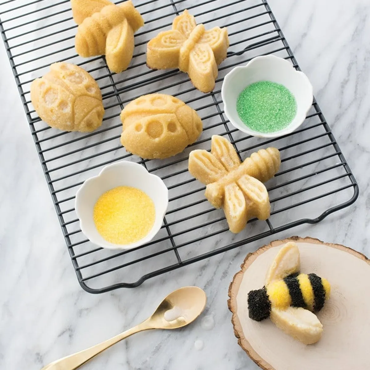 Nordic Ware Backyard Bugs Bakvorm Online