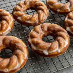 Nordic Ware French Twist Donut Bakvorm New