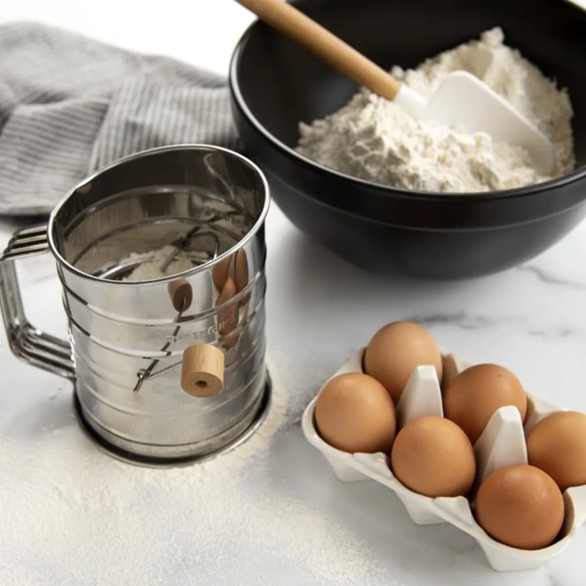 Nordic Ware Meelzeef RVS 750ml Best