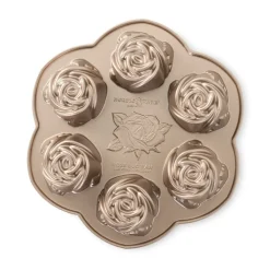Nordic Ware Rozen Bakvorm Best