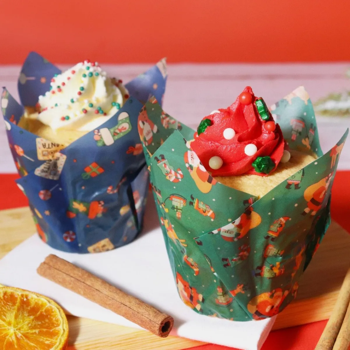 PME Muffin Cups Kerstman 24st Discount