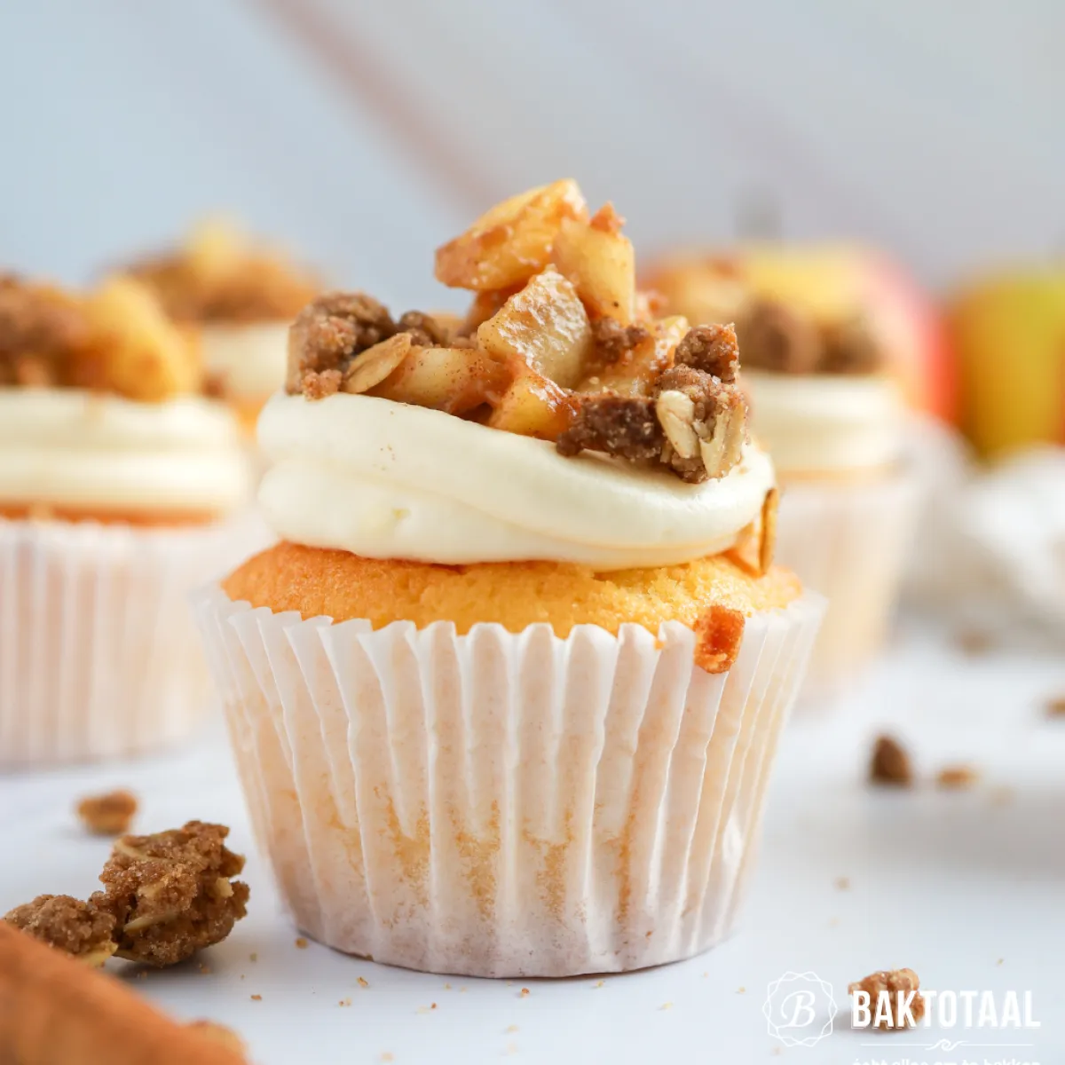 Wilton Cupcake Bakvorm voor 12 cupcakes Hot